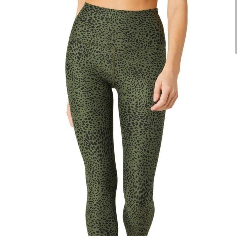 Beyond yoga midi high waist leggings-green jungle cheetah